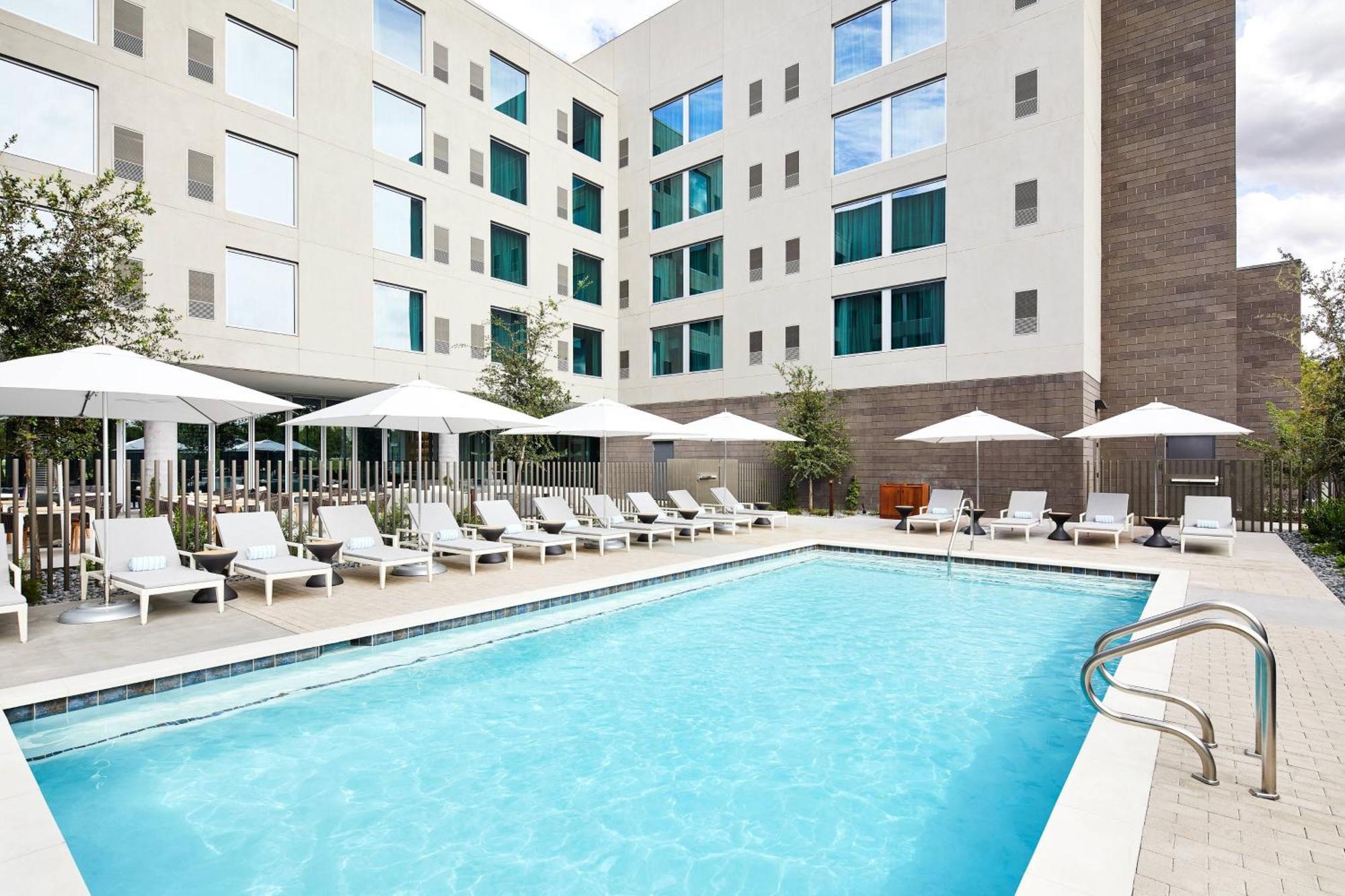 Ac Hotel Phoenix Biltmore Bagian luar foto