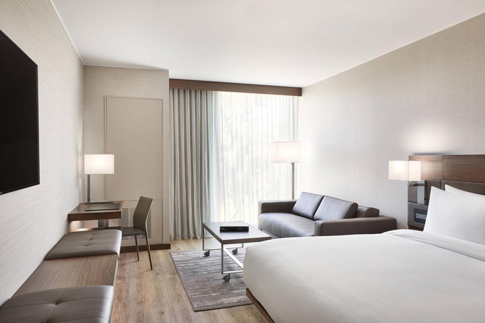 Ac Hotel Phoenix Biltmore Bagian luar foto