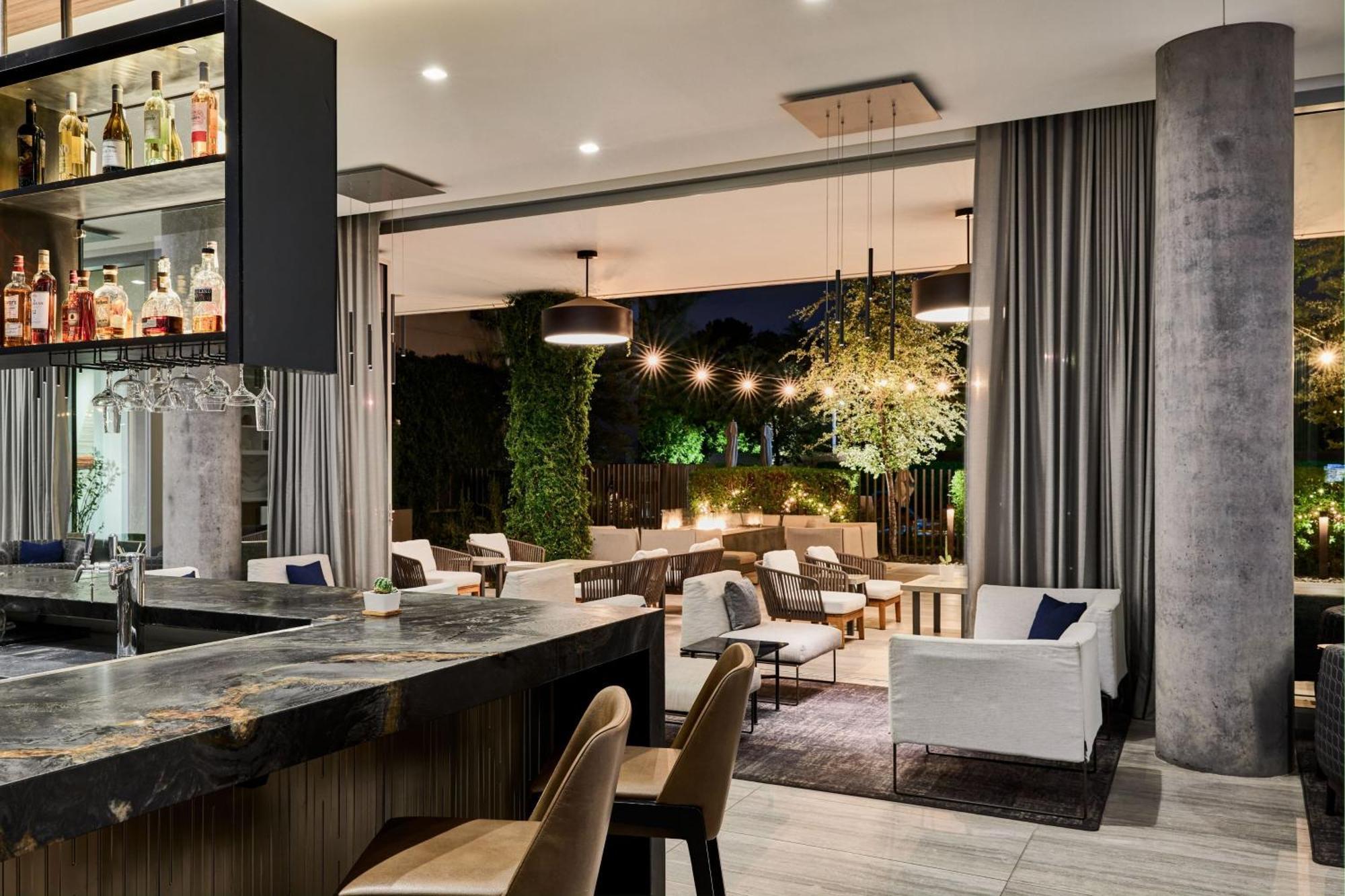 Ac Hotel Phoenix Biltmore Bagian luar foto