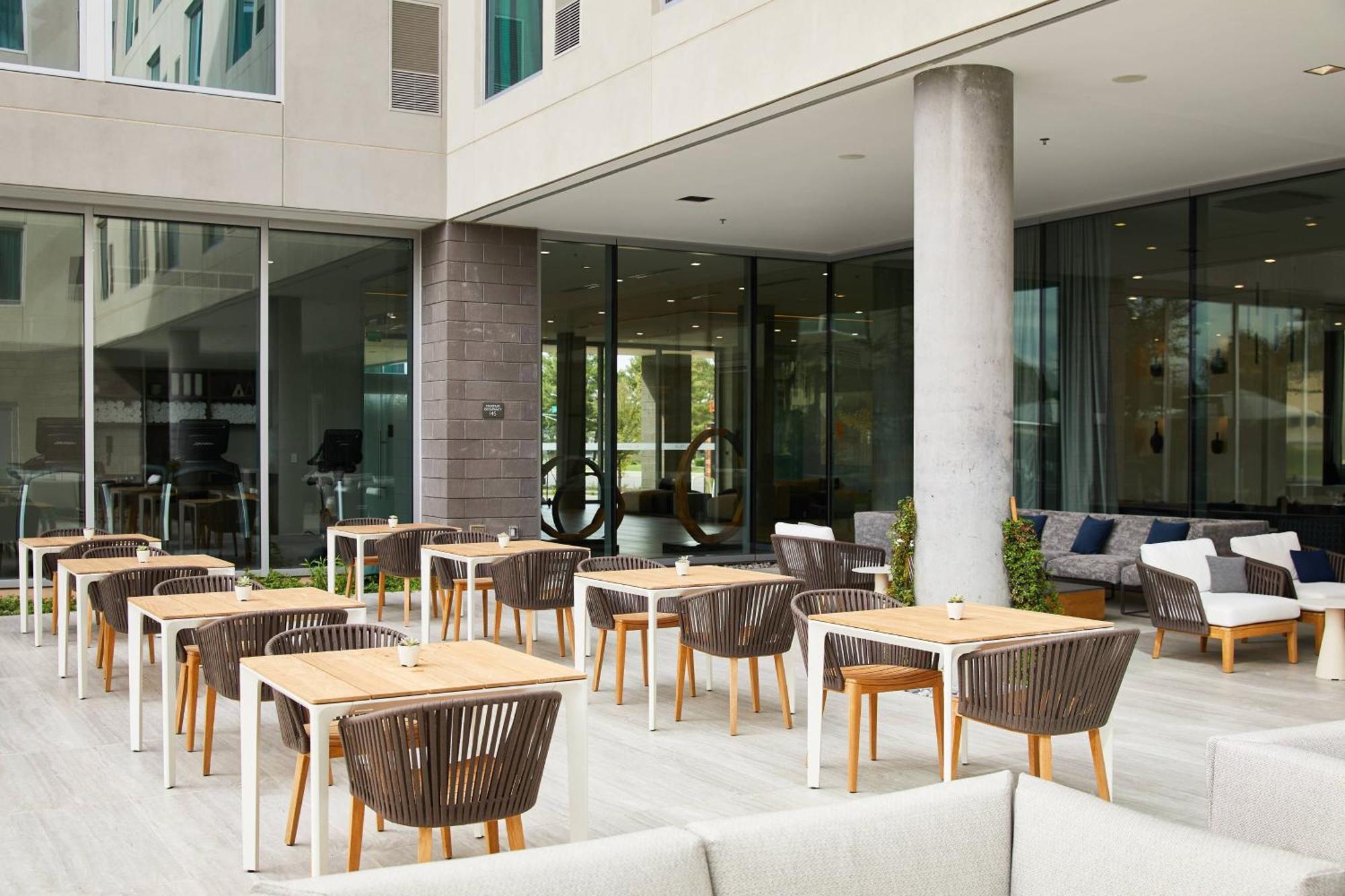 Ac Hotel Phoenix Biltmore Bagian luar foto